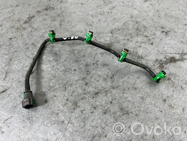 Volvo V50 Fuel return line/hose 060911164638