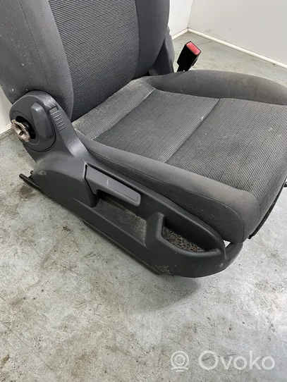 Volkswagen Golf Plus Front passenger seat 