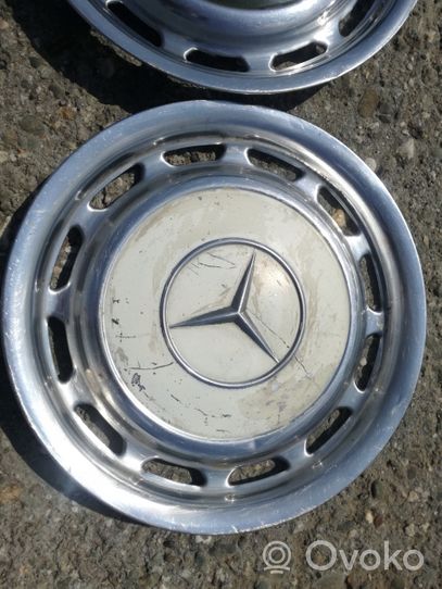 Mercedes-Benz E W123 Mozzo/copricerchi/borchia della ruota R14 1154010324