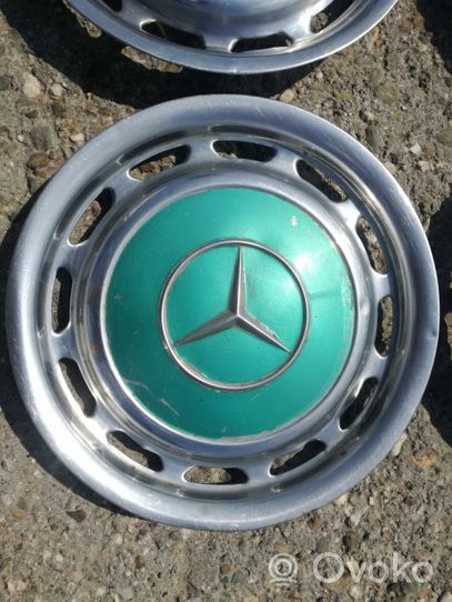 Mercedes-Benz E W123 Mozzo/copricerchi/borchia della ruota R14 1154010324