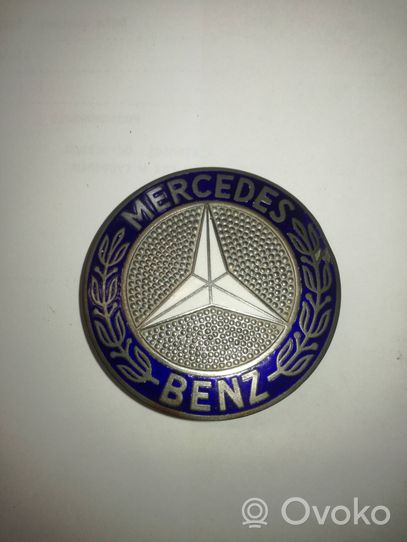 Mercedes-Benz SL R107 Mostrina con logo/emblema della casa automobilistica 1078800088