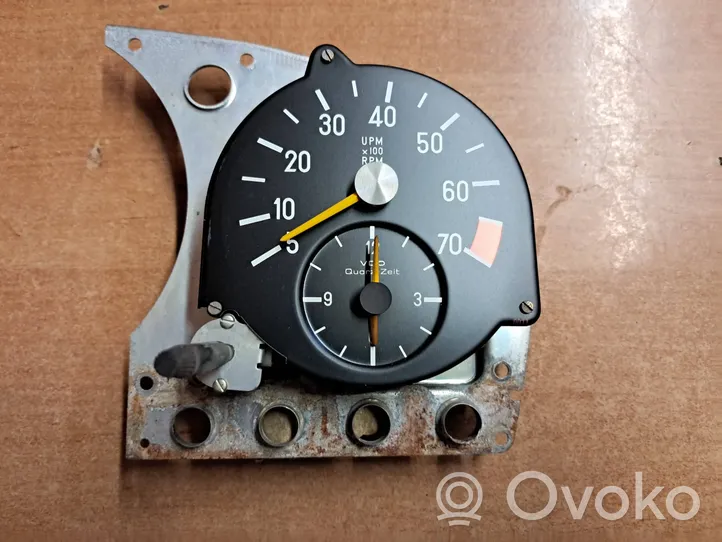 Mercedes-Benz S W116 Tachimetro (quadro strumenti) 0025423116