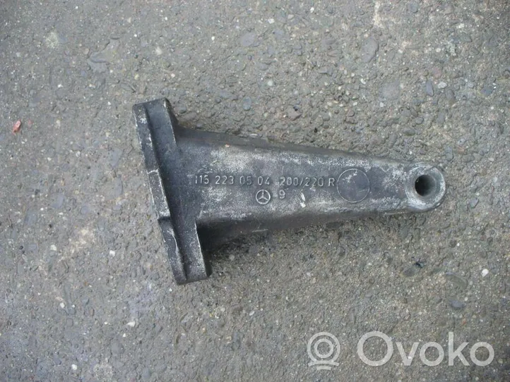 Mercedes-Benz COMPAKT W115 Variklio tvirtinimo kronšteinas 1152230504