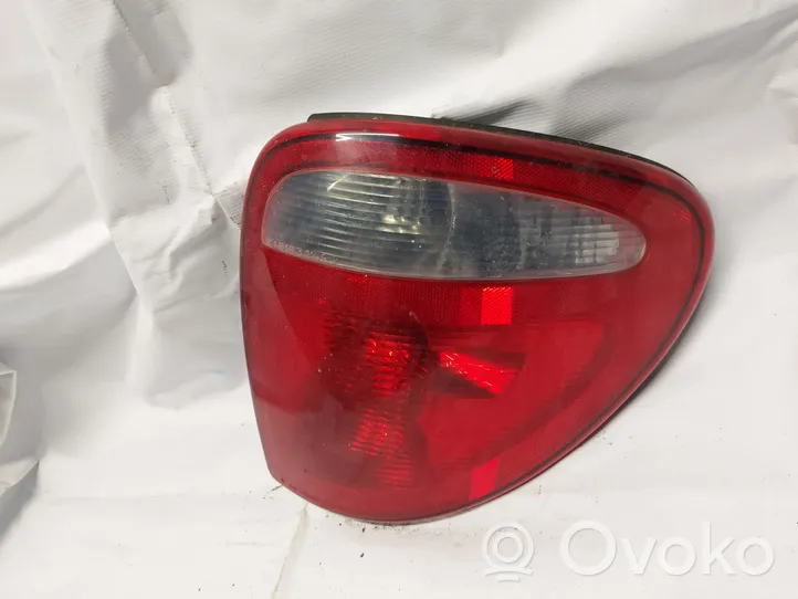 Dodge Caravan Lampa tylna 4857600AE