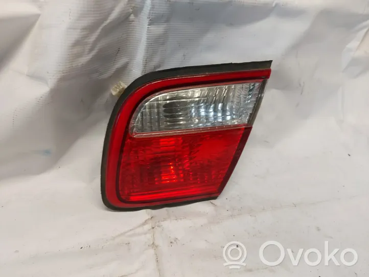 Mazda Xedos 9 Lampy tylnej klapy bagażnika 22661882