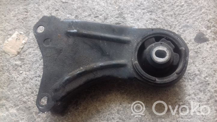 Honda Civic Engine mounting bracket 