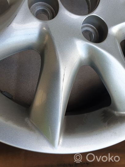 Toyota Yaris Felgi aluminiowe R15 PZ406B0676ZC