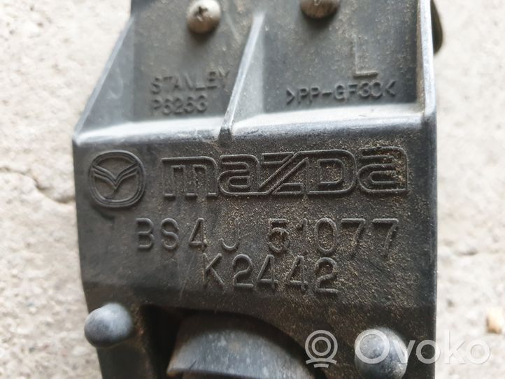 Mazda 3 I Ajovalonpesimen pesusuutin BP4K51826B