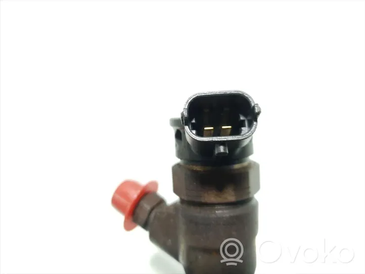 Mercedes-Benz Citan W415 Injecteur de carburant H8201108033