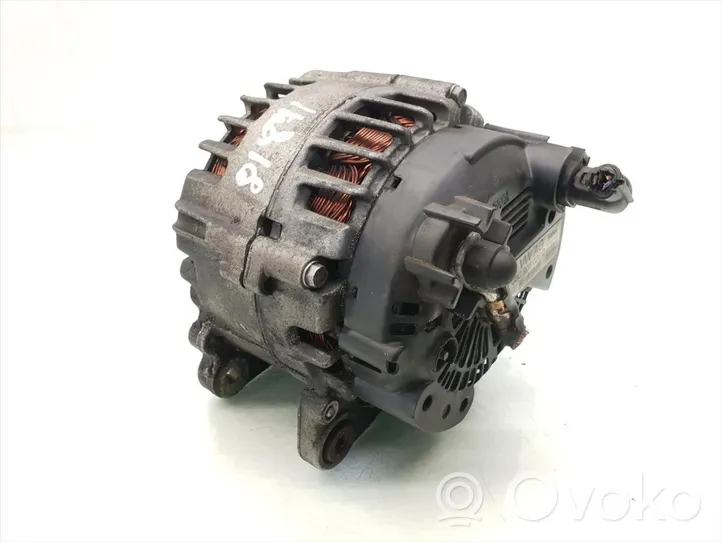 Volkswagen Golf VI Generatore/alternatore 03C903025D