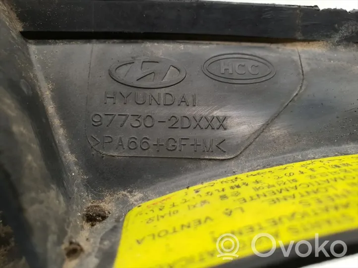 Hyundai Coupe Jäähdyttimen jäähdytinpuhaltimen suojus 97730-2DXXX