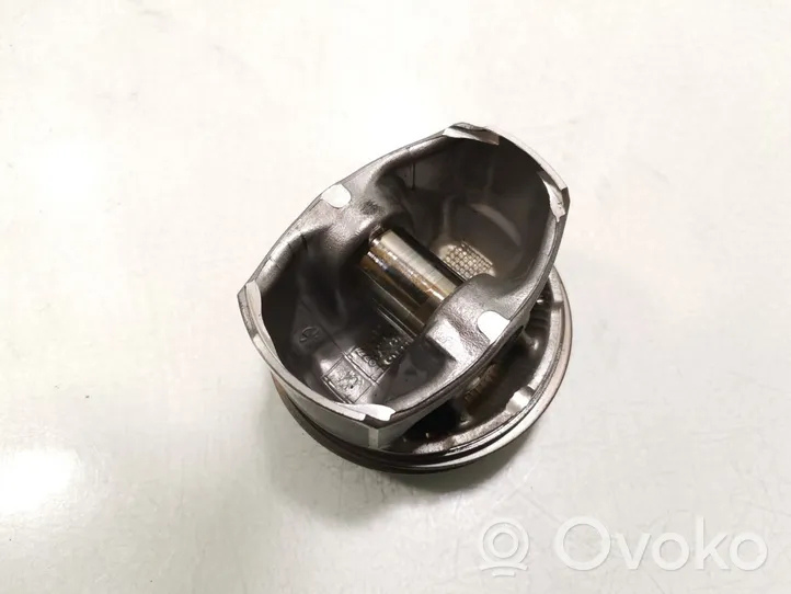 Jaguar S-Type Piston 