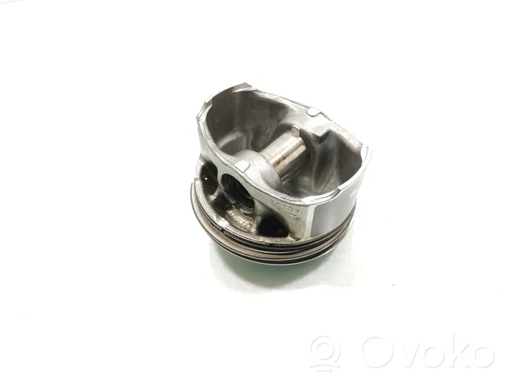 Jaguar S-Type Piston 