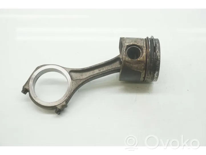 Volkswagen Touareg III Piston with connecting rod 