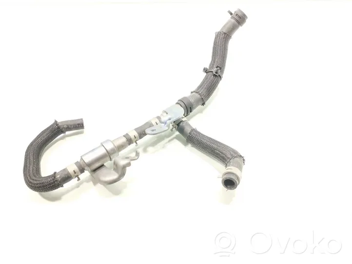 Nissan Micra K14 Tuyau d'alimentation conduite de carburant 