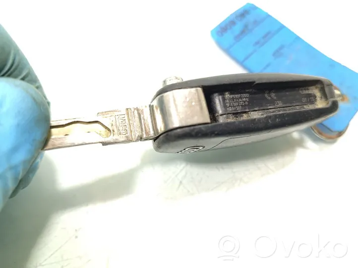 Audi TT TTS Mk2 Užvedimo raktas (raktelis)/ kortelė 5FA009272