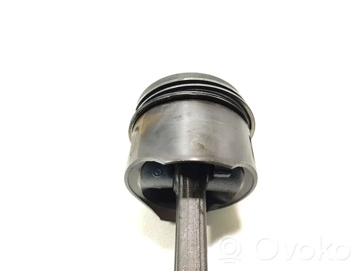 Mercedes-Benz S W220 Piston avec bielle 