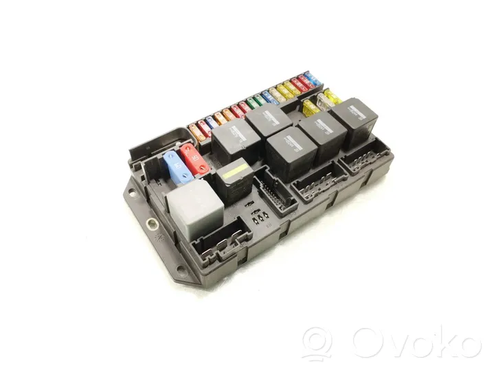 Land Rover Range Rover L322 Module de fusibles YQE500340