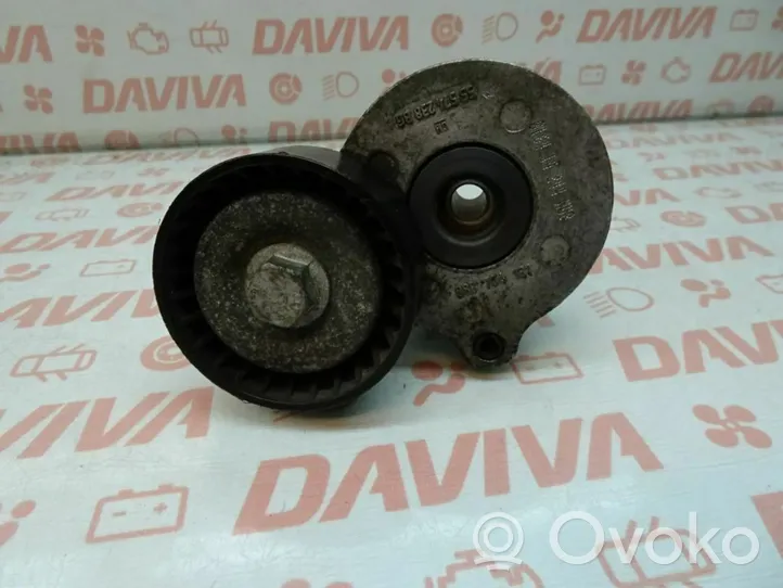 Opel Corsa D Napinacz paska wielorowkowego / Alternatora 55574238