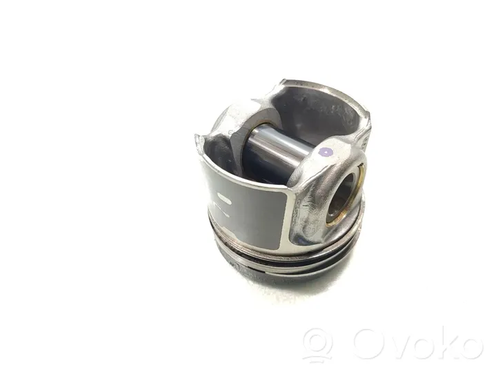 Ford Transit Custom Piston 