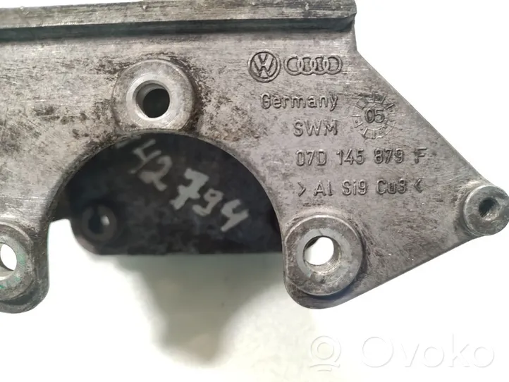 Audi A8 S8 D3 4E Supporto di montaggio della pompa del servosterzo 07D145879F