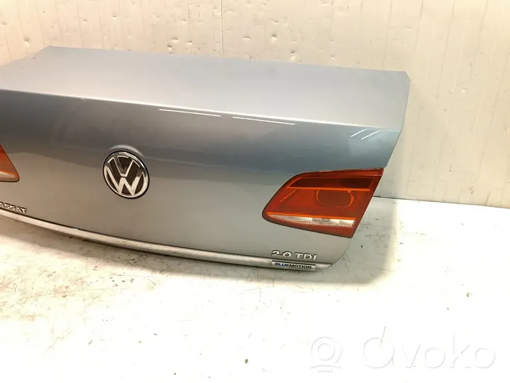 Volkswagen PASSAT B7 Couvercle de coffre 