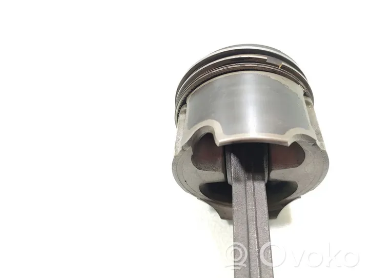 SsangYong Rexton Piston avec bielle 665925