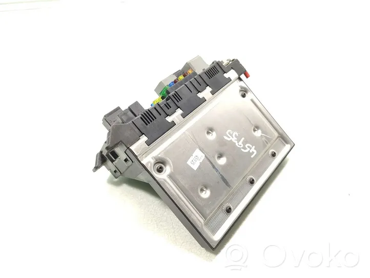 Mercedes-Benz E AMG W212 Module de fusibles 2115457701