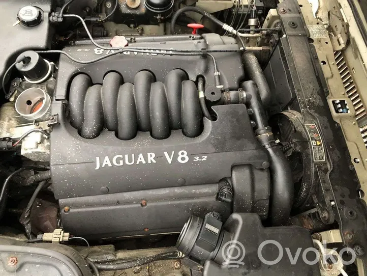 Jaguar XJ X308 Silnik / Komplet AJ32