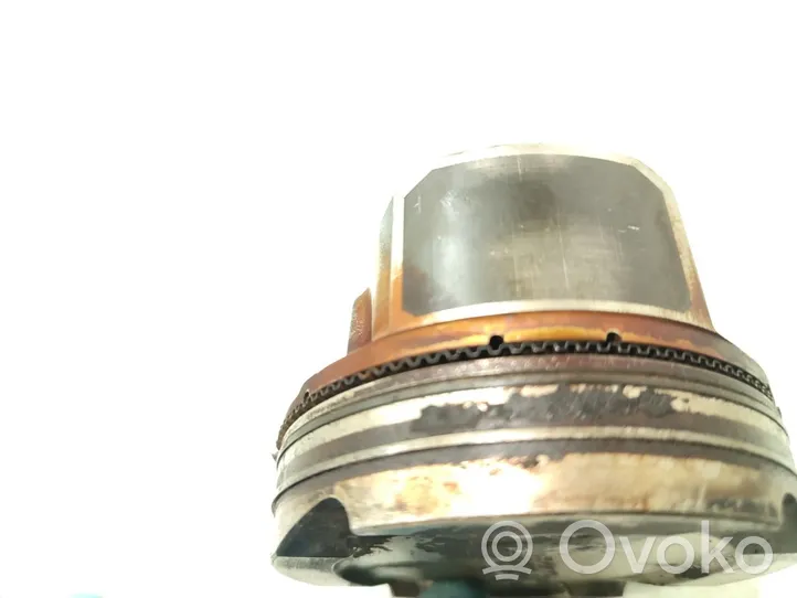 BMW X1 F48 F49 Piston B38A15A