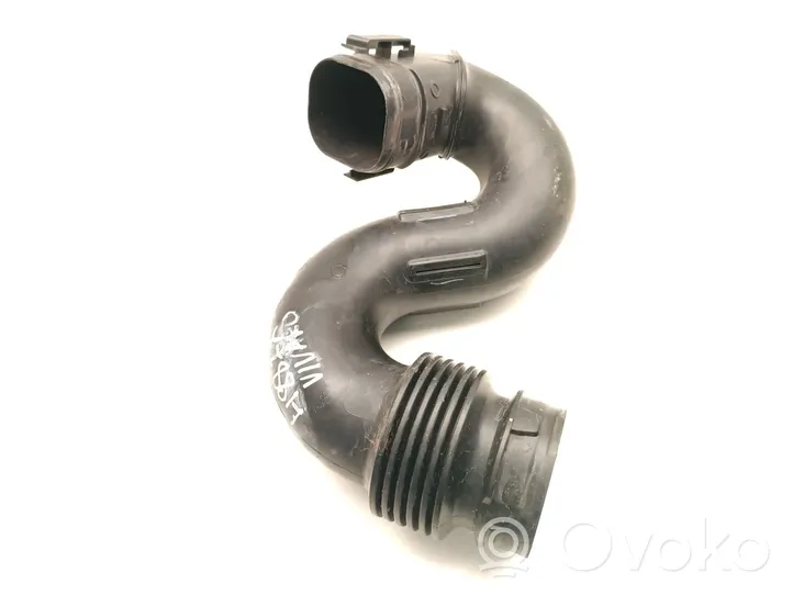 Opel Vivaro Air intake hose/pipe 93451665