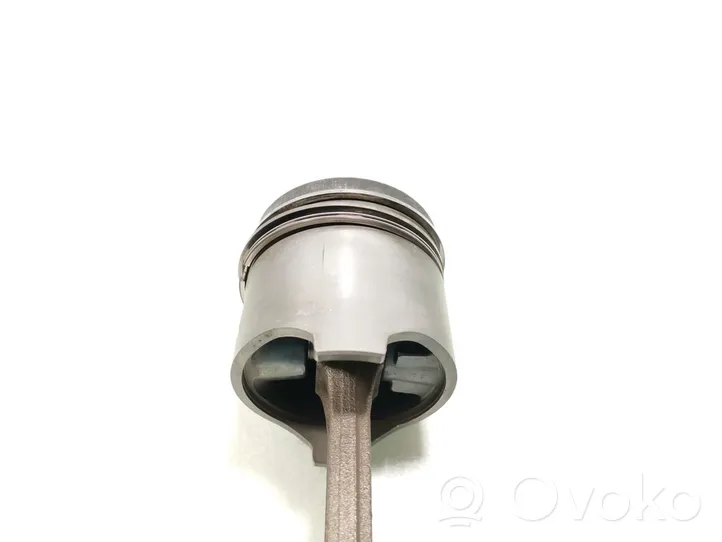 Citroen Berlingo Piston avec bielle 