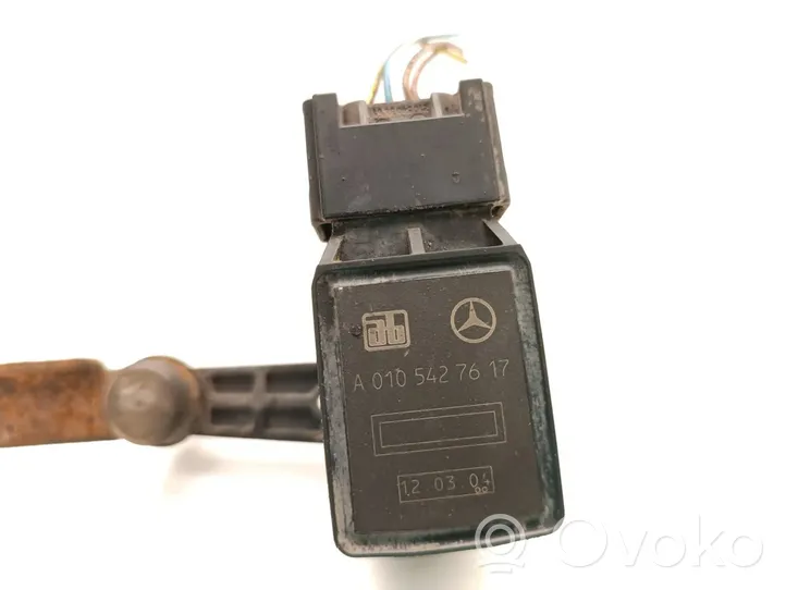 Mercedes-Benz S W220 Etukorkeusanturin vipu A0105427617