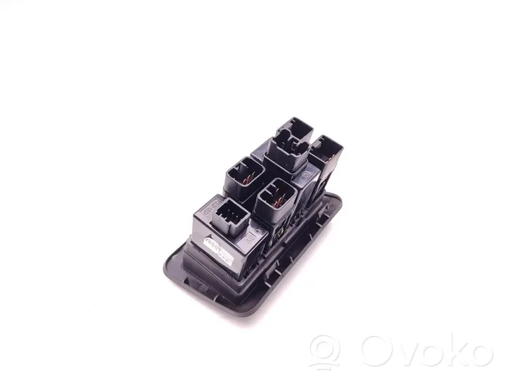 Hyundai Santa Fe Fog light switch 202002962