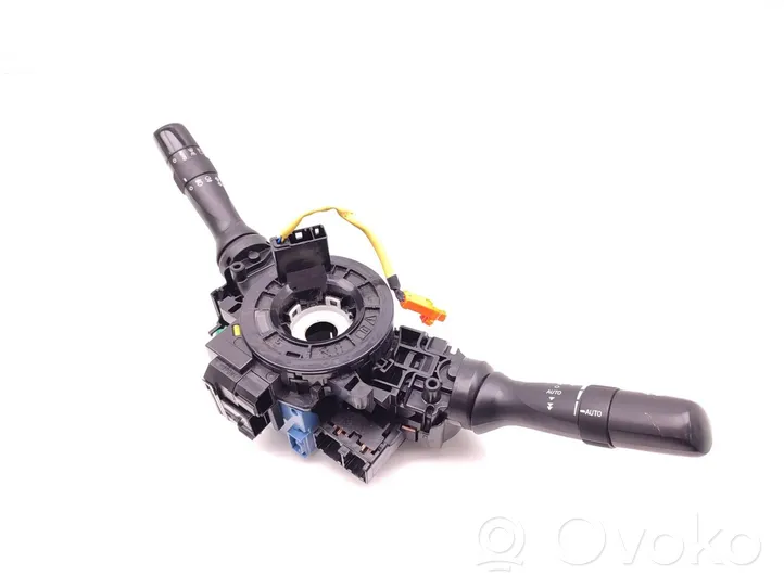 Toyota Avensis T250 Leva/interruttore dell’indicatore di direzione e tergicristallo 05030-39SUGS80