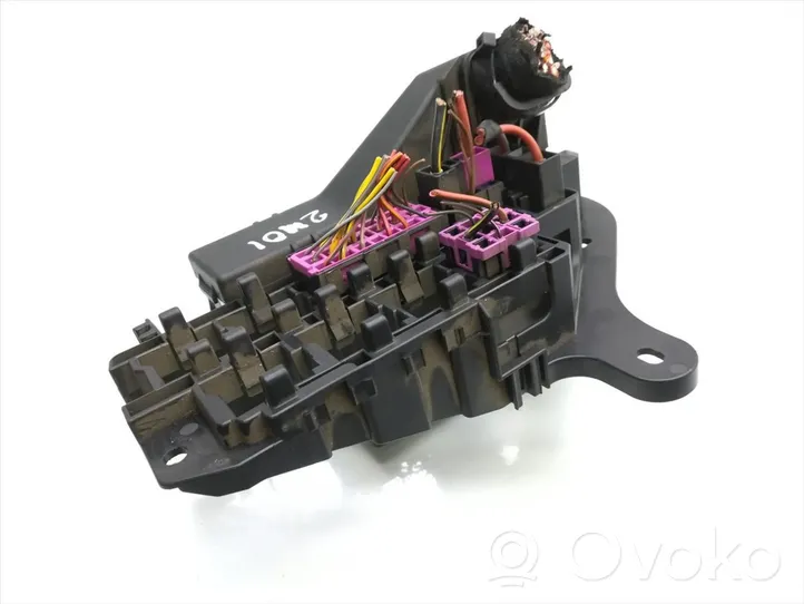 Audi A2 Module de fusibles 8Z2937503