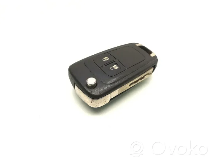 Opel Astra J Ignition key/card 13574865