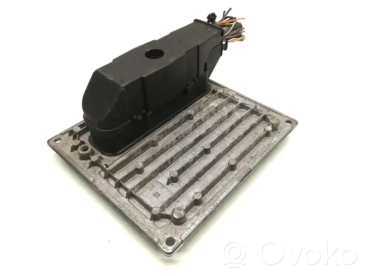 Ford Focus Sterownik / Moduł ECU 7M51-12A650-KA