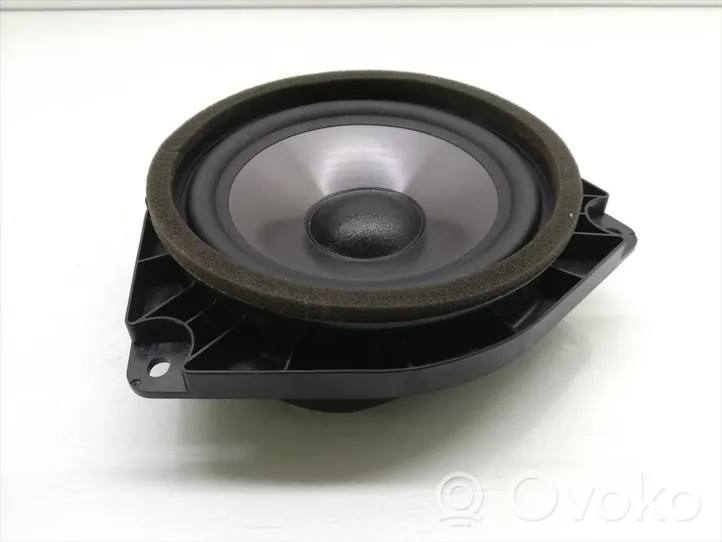 Lexus IS III XE30 Enceinte de porte arrière 86160-33820