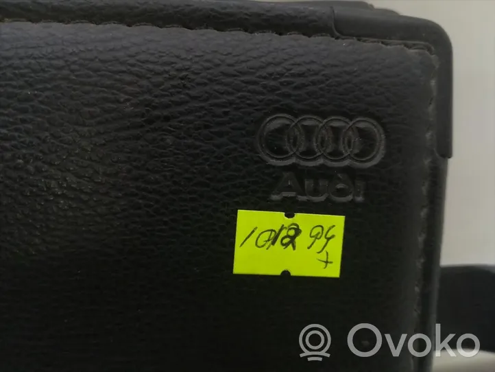 Audi A4 S4 B5 8D Omistajan huoltokirja 
