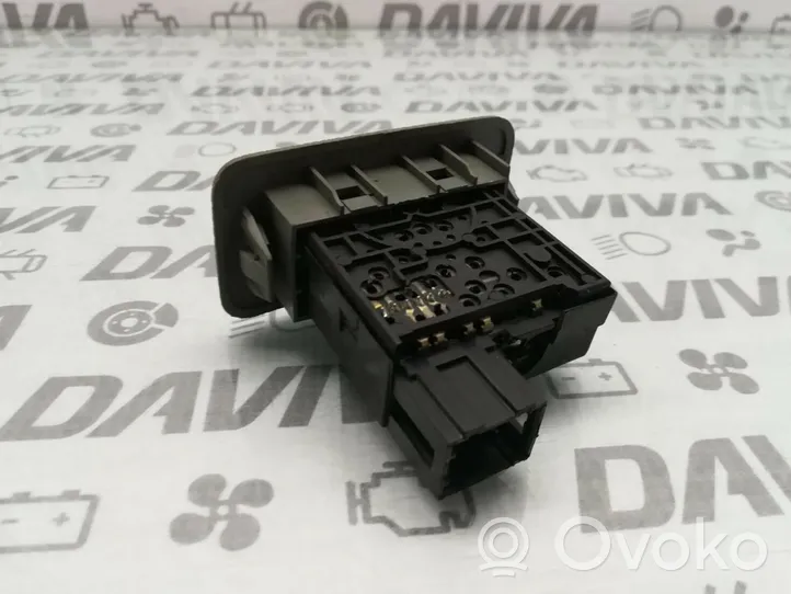 Opel Movano A Headlight level height control switch 8200060042