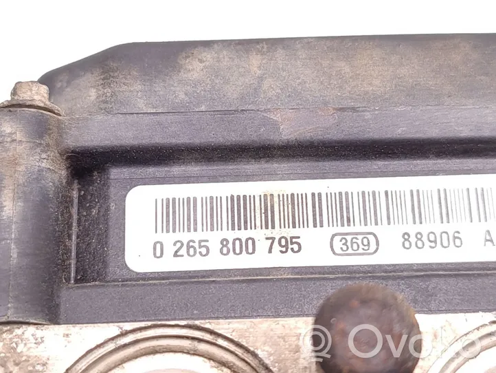 Hyundai i20 (PB PBT) ABS-pumppu 58910-1J000