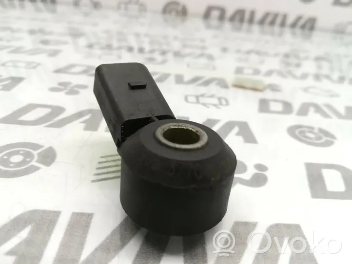 Volkswagen Golf VI Detonation knock sensor 030905377C