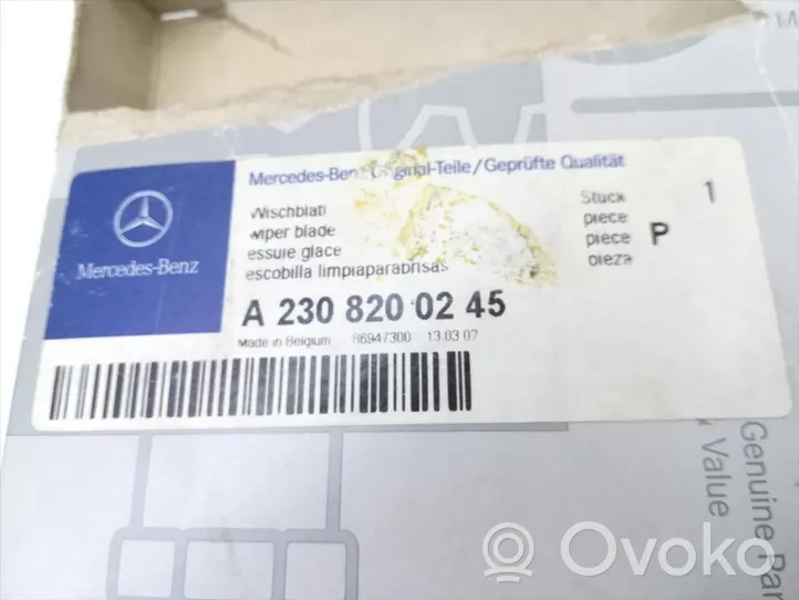 Mercedes-Benz E AMG W211 Tuulilasinpyyhkimen sulka A2308200245