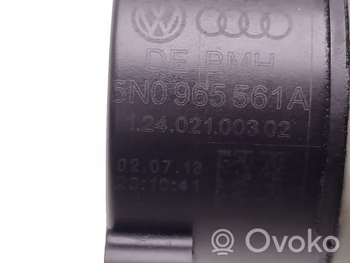 Audi A4 S4 B8 8K Cirkulācijas sūknis autonomajam sildītājam (webastos) 5N0965561A