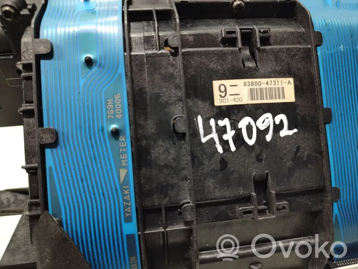 Toyota Prius (XW20) Tachimetro (quadro strumenti) 83800-47311