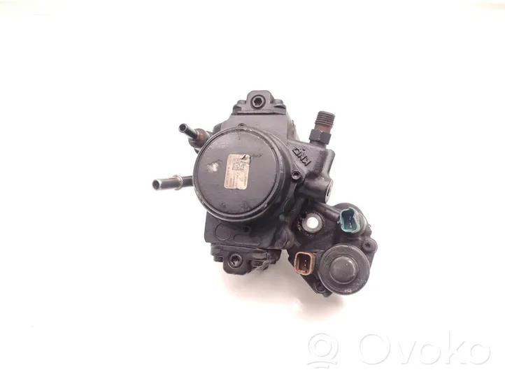 Ford Mondeo MK IV Polttoaineen ruiskutuksen suurpainepumppu 9424A050A