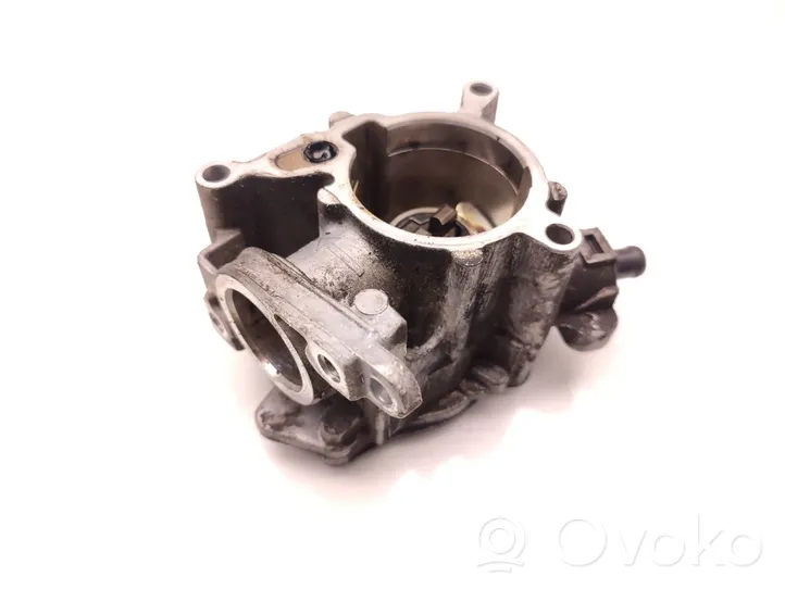 Audi A5 8T 8F Pompe à vide 06J145100C