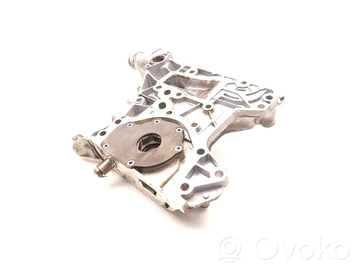 Opel Zafira B Oil pump 