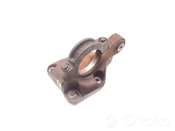 Volvo V60 Staffa del cuscinetto di supporto dell’albero di trasmissione 30787842